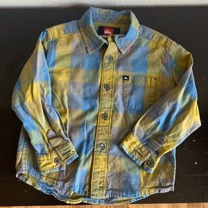 Quicksilver button down 2T